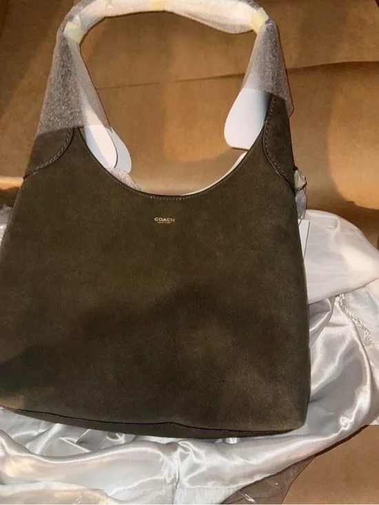 COACH Brand New - Olive Suede Shoulder Bag with Gold Logo - Picture 4 of 5